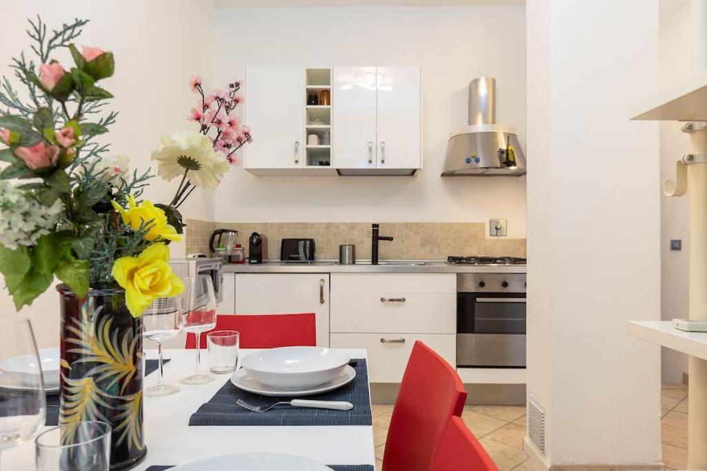 DuomoElegant Apartment In The Center Of Florença Exterior foto